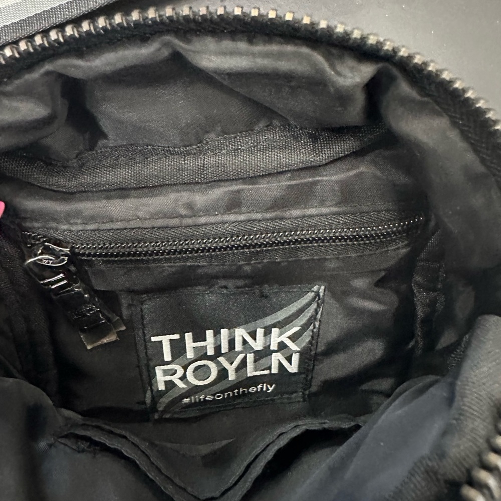 THINK ROYLN Silver/Black Camouflage Crossbody Bag with extra shoulder strap - Picture 4 of 6